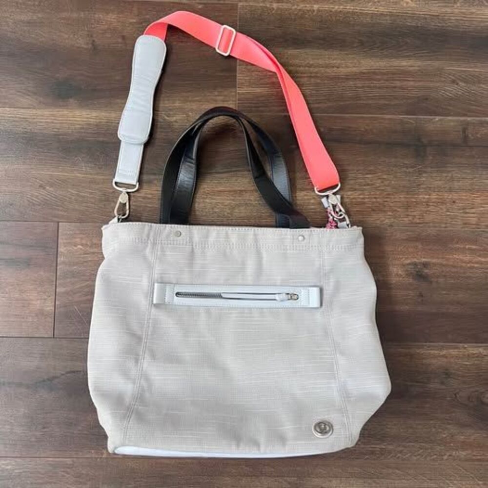 Lululemon Out & About tote Grey